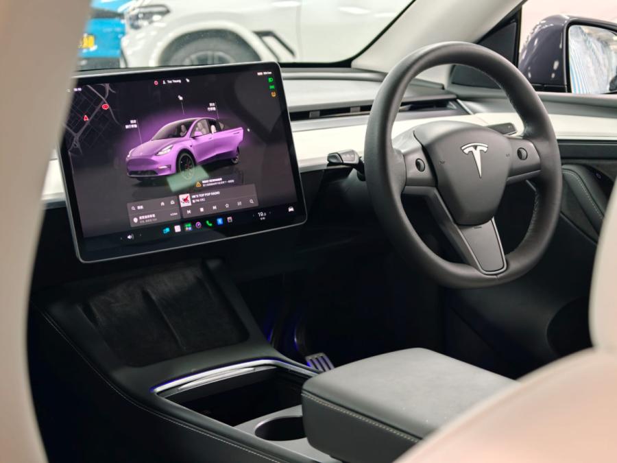 MODEL Y PERFORMANCE - Image 5
